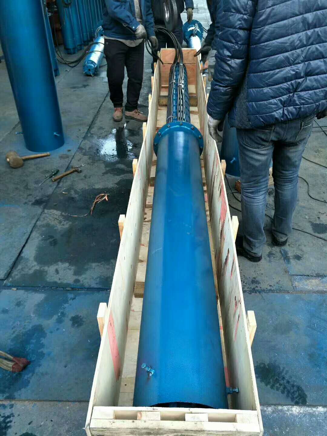 250型160千瓦潜水泵天津塘沽滨海新区送货第1张-潜水电机-潜水电泵-高压潜水电机-天津潜成泵业